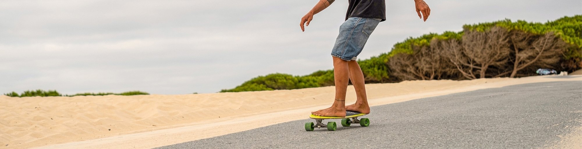 Skateboard Aztron In Face 33" Surfskate